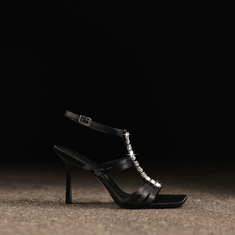 Sandálias de Salto Fino com Ti - Water Shoes avaliação e preço